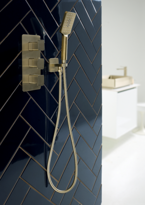 JTP Hix Brushed Brass Outlet Elbow with Parking Bracket, Hose & Handset