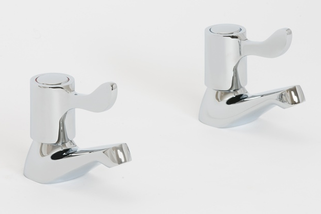 Skara Chrome Lever Bath Pillar Taps